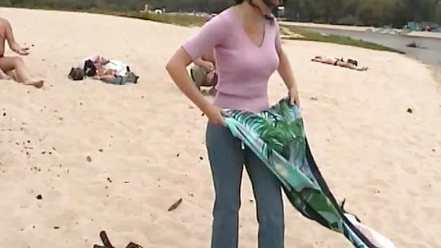 Un hombre barrigón se folla cualitativamente a una mulata en españoles gay follando primera persona