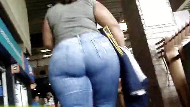 La pelirroja españoles follando gay Marie se folla el coño con un potente consolador