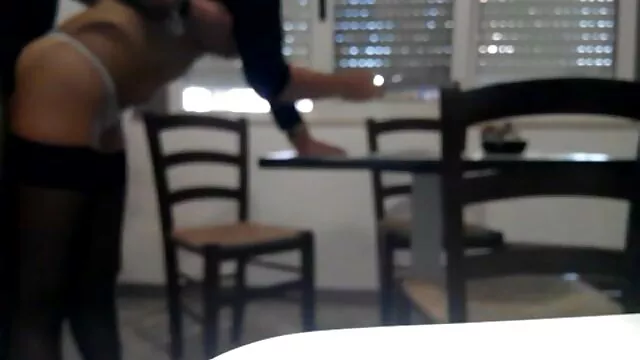 Tetona videos xxx culonas españolas chica desnuda caminando por las calles de la ciudad