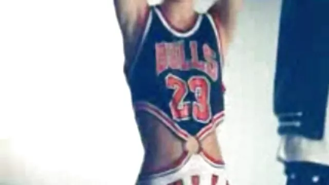 Enorme polla negra libra una dos españolas follando vagina blanca adolescente