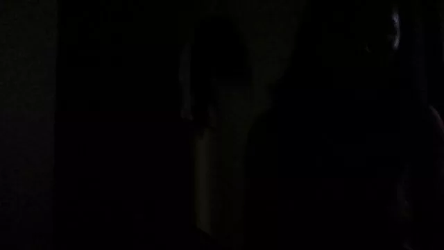 Chloe con hermosas medias se lleva hermanos españoles follando a un orgasmo encantador