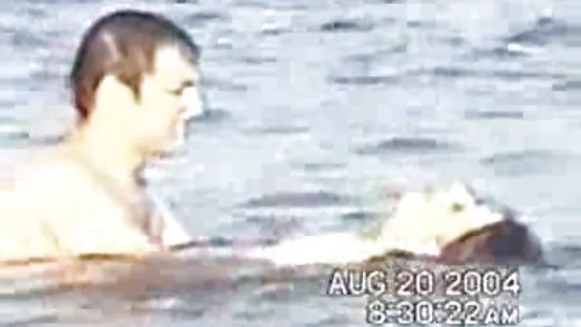 Chico tímido tiene sexo por porno entre hermanos españoles primera vez