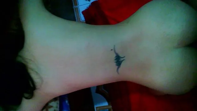 La señorita domina el cuerpo de un pobre gimiente maduras españolas buenorras