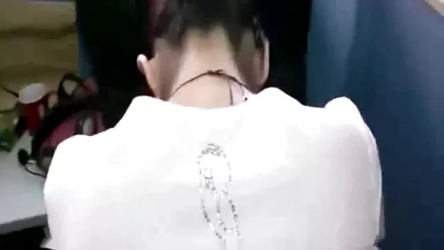 Marido folla a su esposa gordas tetonas españolas rubia por el culo