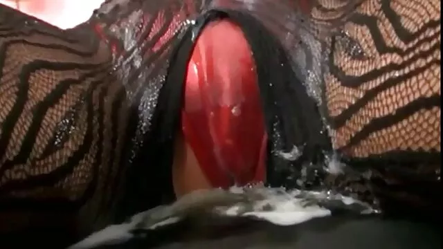 Hombre se españolas xxx folla a una culturista desnuda y acaba con semen en la cara