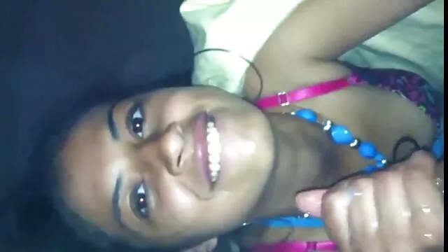 Asiática flaca madurasespañolasfollando tiene semen caliente sabroso en la boca