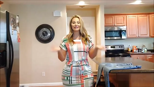 Rubia hermosa chupa polla en POV videos x de maduras españolas